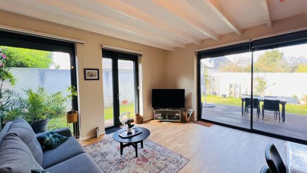 Département du Finistère (29) - Quimper - Quartier du Braden – Maison de type 7 de 164 m² habitable - Double garage - Terrain de 260 m².