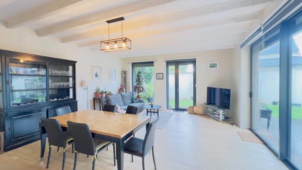 Département du Finistère (29) - Quimper - Quartier du Braden – Maison de type 7 de 164 m² habitable - Double garage - Terrain de 260 m².