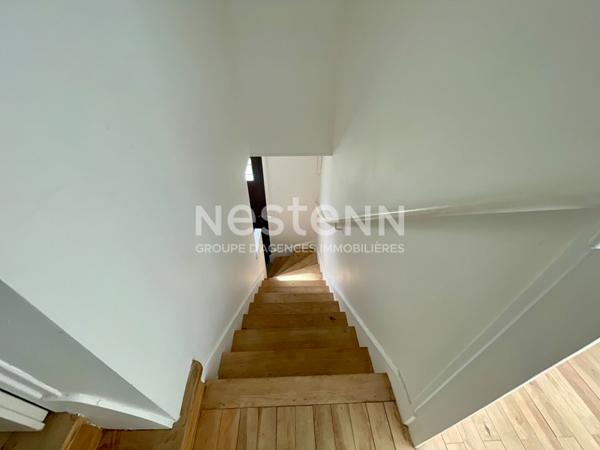 Rare Talence secteur Bagatelle Peixotto : immeuble de rapport rénové 5ch plus un studio, pour une rentabilité de 8 % .