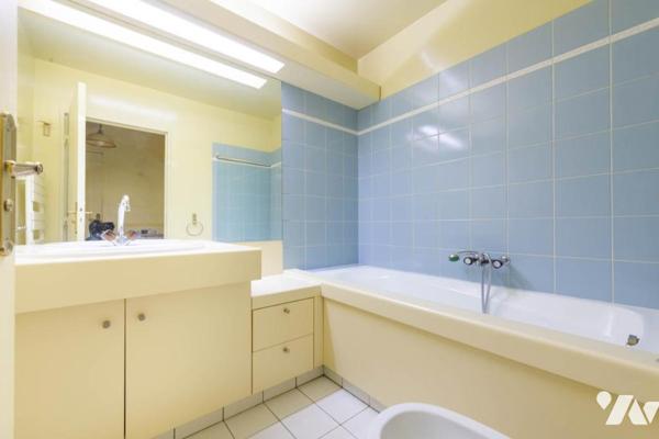 COURBEVOIE - FRONT DE SEINE - - BELLE VUE TOUR EIFFEL ET DEFENSE -  Appartement 4 pieces