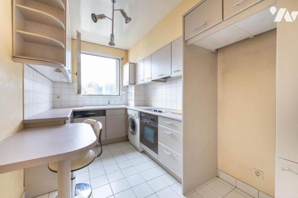 COURBEVOIE - FRONT DE SEINE - - BELLE VUE TOUR EIFFEL ET DEFENSE -  Appartement 4 pieces