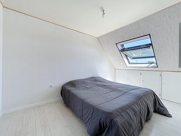 Sur le secteur De Val D Anast, au bout d’une impasse d’un petit lotissement.