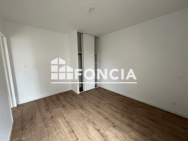 Location Appartement 2 pièces 41.06 m² - 55. RUE ERNEST RENAN Douarnenez 29100