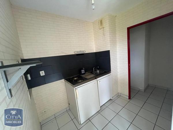 Appartement à louer 2 pièces 48.74m² Saint-Michel (16470)