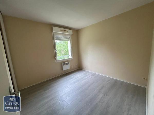 Appartement à louer 2 pièces 48.74m² Saint-Michel (16470)