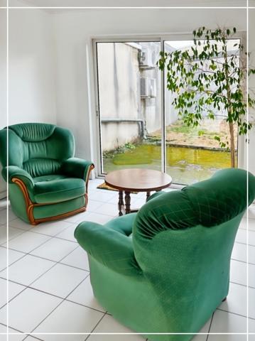 Local/bureau à vendre CULAN (18)