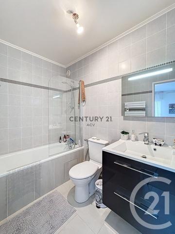 Appartement F5 à vendre  5 pièces - 108,48 m2 CHOISY LE ROI - 94