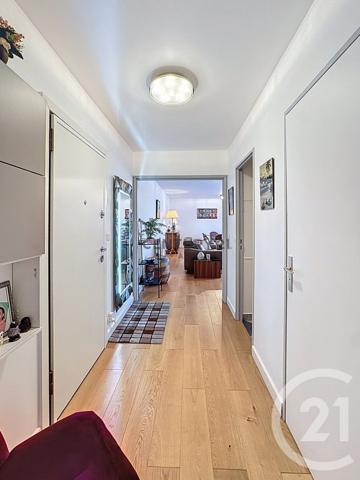 Appartement F5 à vendre  5 pièces - 108,48 m2 CHOISY LE ROI - 94