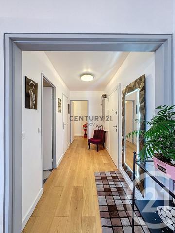 Appartement F5 à vendre  5 pièces - 108,48 m2 CHOISY LE ROI - 94