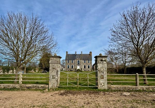 Maison à Gavray-sur-Sienne, 50450 - 9 pièces 250m²