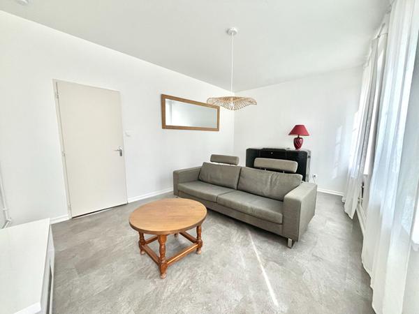 APPARTEMENT F4 DUPLEX MEUBLÉ ENTIÈREMENT RÉNOVÉ