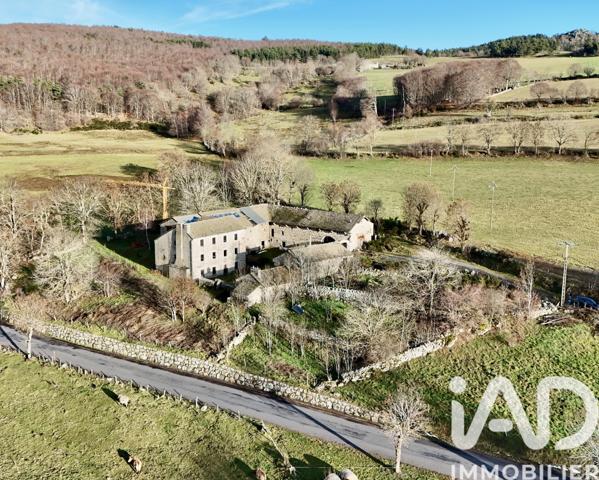 Maison à vendre 13 pièces 521 m² Monts-de-Randon