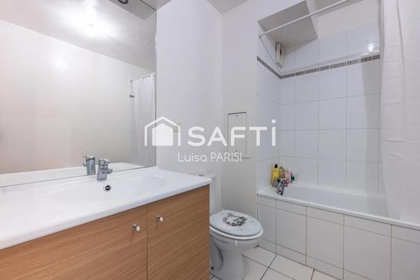 Studio avec terrasse et parking – Résidence récente