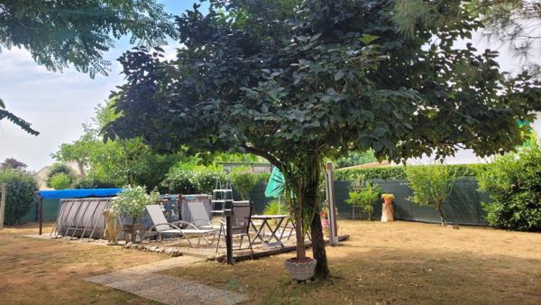 2 maisons plain-pied sur 1500 m²  St Pierre dEyraud