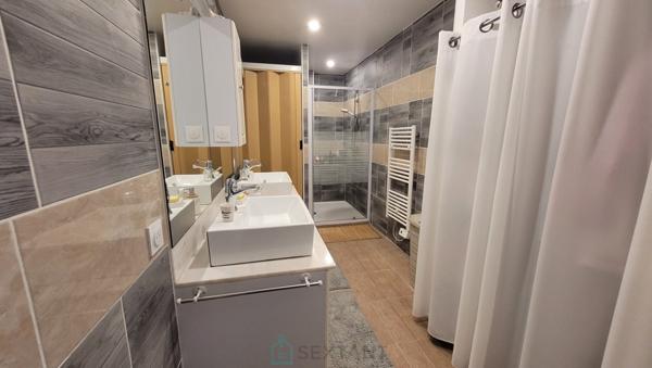 2 maisons plain-pied sur 1500 m²  St Pierre dEyraud