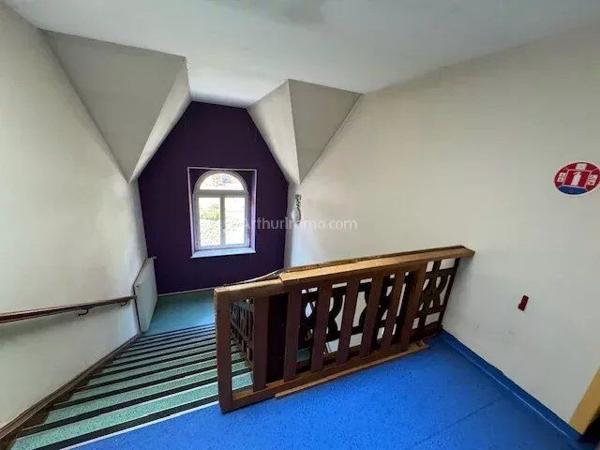 Vente                                                      Immeuble
                        
                     22 pièces                      1060 m2                     à Fréland