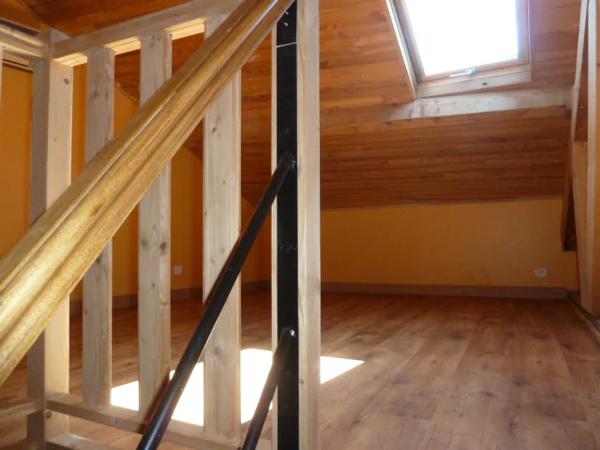 Maison à louer à Monts-de-Randon (48700)