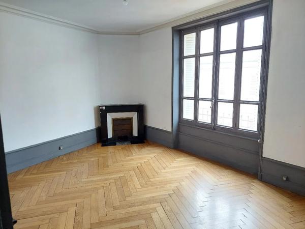 Appartement à vendre à Mâcon (71000)