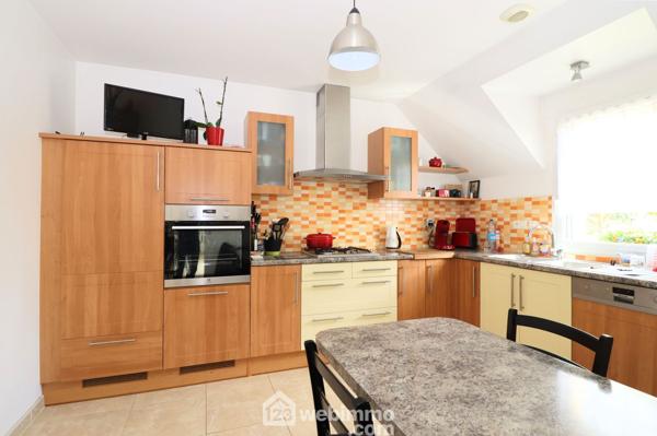 Maison 164 m² à PLOUBEZRE 22300