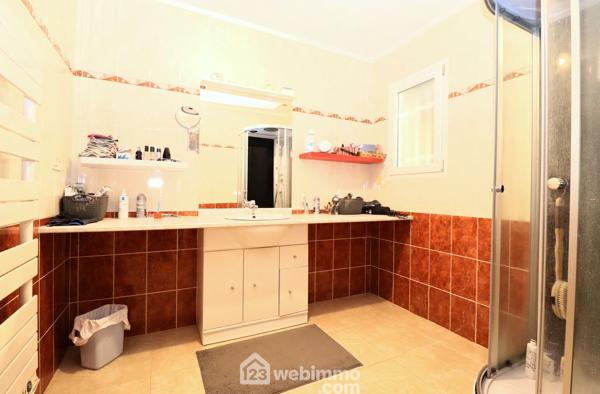 Maison 164 m² à PLOUBEZRE 22300