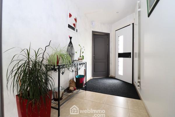 Maison 164 m² à PLOUBEZRE 22300