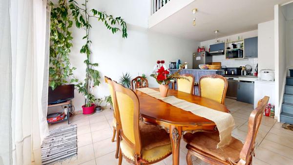 A VENDRE - Toulouse Croix Daurade - Appartement T3 duplex, dernier étage, balcon et parking