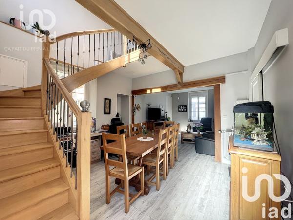 Maison traditionnelle 7 pièces de 153 m² à Amilly (45200)