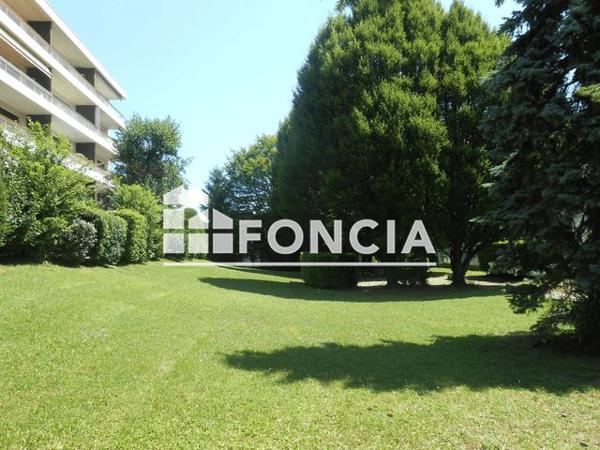 Location Appartement 3 pièces 66 m² - 28 RUE DE LA PLAINE Gieres 38610