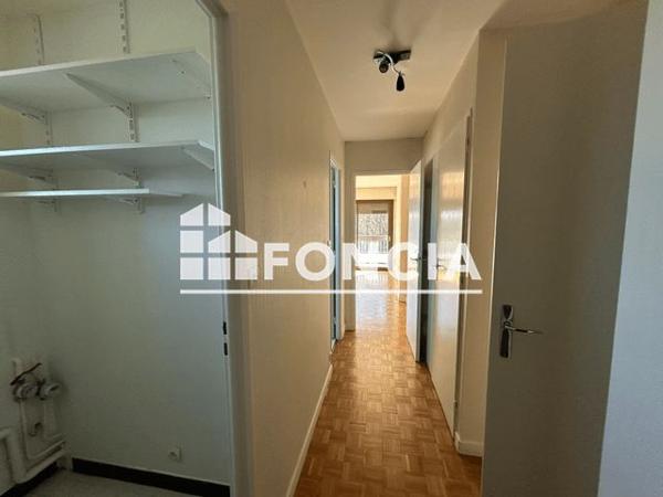 Location Appartement 3 pièces 66 m² - 28 RUE DE LA PLAINE Gieres 38610