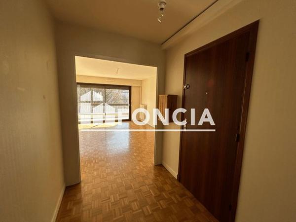 Location Appartement 3 pièces 66 m² - 28 RUE DE LA PLAINE Gieres 38610