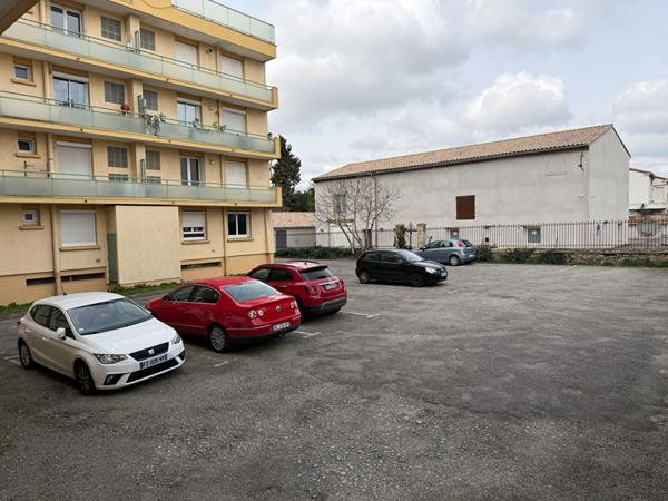 Appartement 4 pièces à vendre Carcassonne centre proche commodités parking cave copropriété entretenue