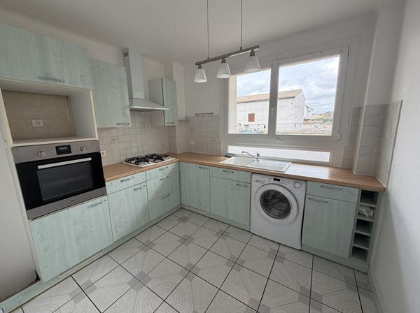 Appartement 4 pièces à vendre Carcassonne centre proche commodités parking cave copropriété entretenue