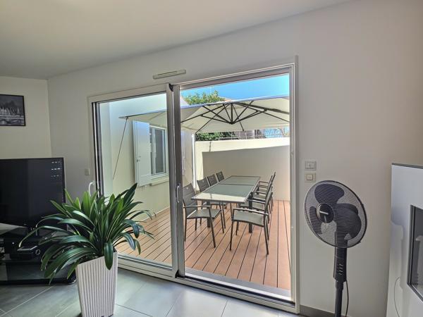 Maison
         4 pièces
        - 96 m² Exclusivité 360 000 € *