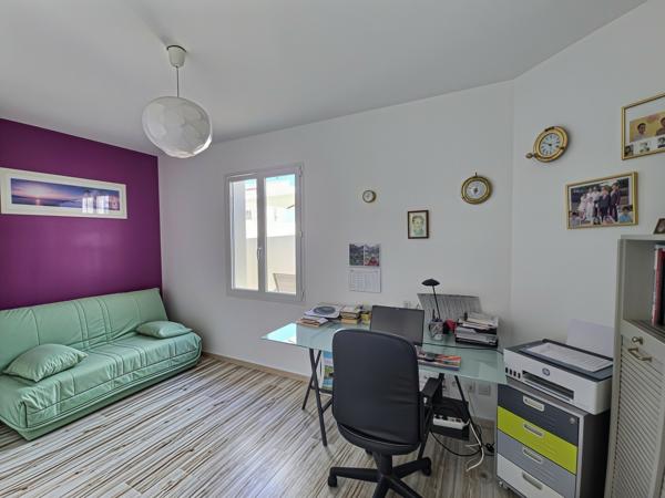Maison
         4 pièces
        - 96 m² Exclusivité 360 000 € *