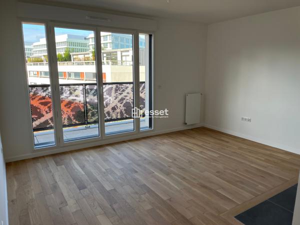 Location Studio 29.08 m² - Courbevoie 92400