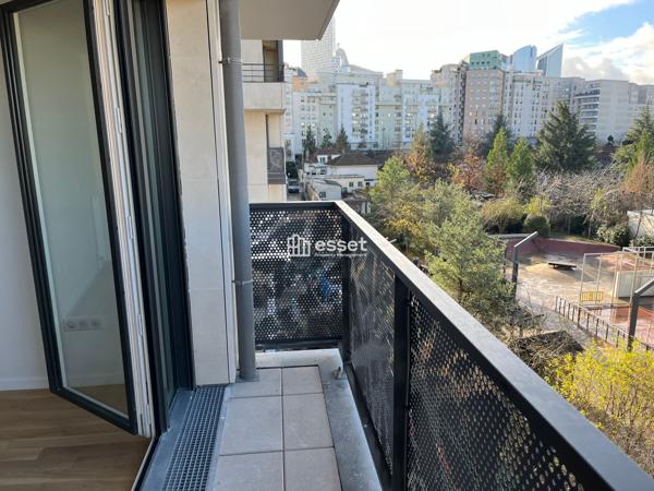 Location Studio 29.08 m² - Courbevoie 92400