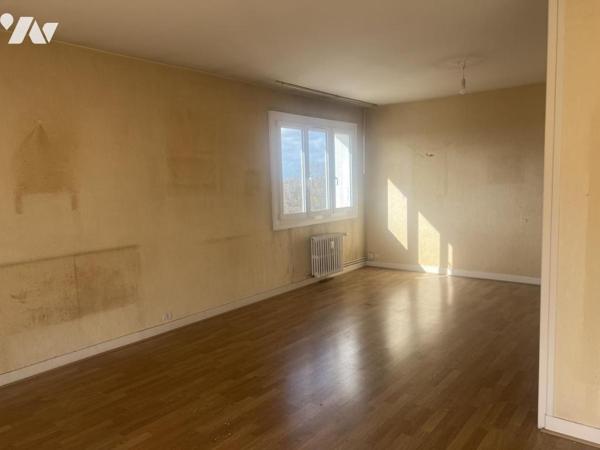 CAEN - CALVAIRE ST PIERRE - Proche FAC - F5 - 3 chambres - Cave - Garage