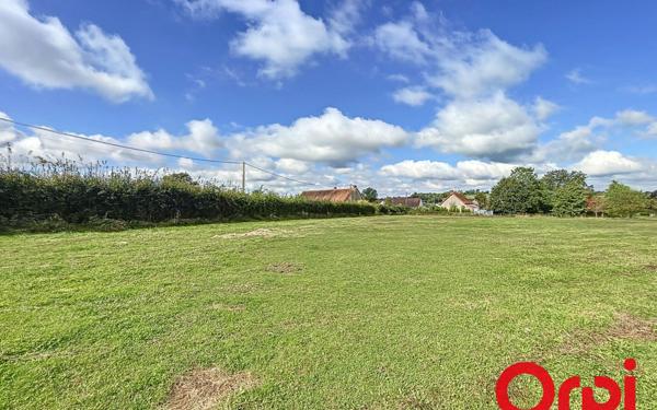 Terrain à vendre    Coust