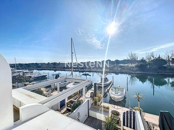 Marina lumineuse en duplex avec garage et parking sans copropriété