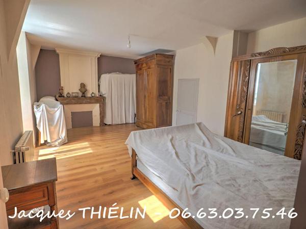 EXCLUSIVITÉ - OPPORTUNITÉ POUR PROMOTEURS AU C?UR DE LONGUÉ-JUMELLES