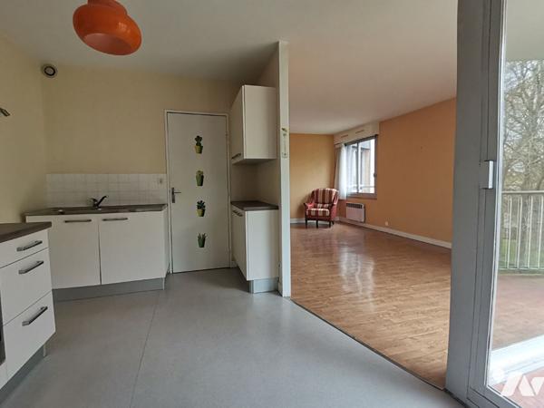 MONTFORT SUR MEU - EXCLUSIVITE, appartement T2 de 55.7 m², parking couvert et cave