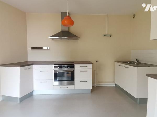 MONTFORT SUR MEU - EXCLUSIVITE, appartement T2 de 55.7 m², parking couvert et cave