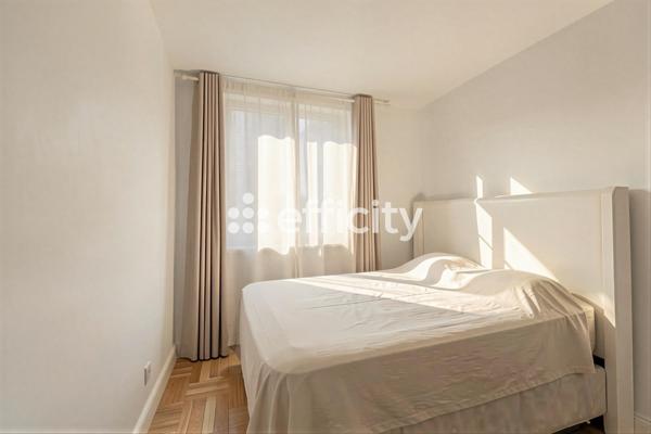 Appartement
         4 pièces
        - 72 m² 414 000 € *