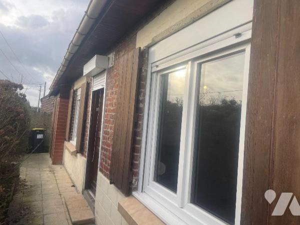 A VENDRE A STEENVOORDE DANS LE NORD (59) - MAISON SEMI-PLAIN-PIED - UNE MITOYENNETE AVEC JARDIN...