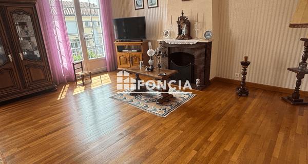 À vendre Maison 4 pièces 114 m² - Poitiers 86000