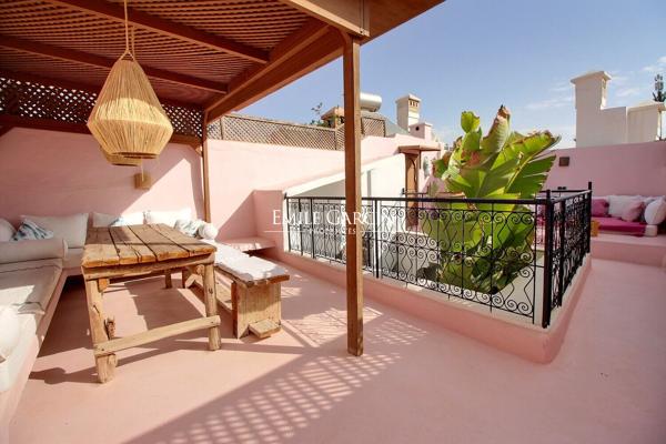 À vendre riad dans le quartier Dar El Bacha à Marrakech