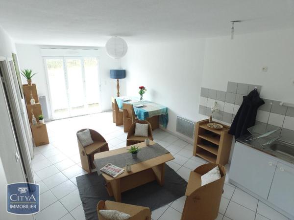 Appartement à louer 2 pièces 39.95m² Issoire (63500)