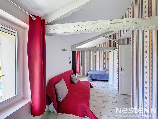 A Vendre Maison en pierre rénovée de 185 m² avec piscine et double garage au coeur de la campagne Condomoise