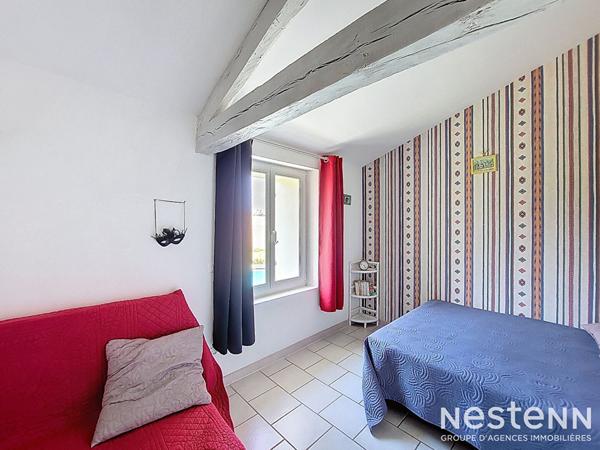 A Vendre Maison en pierre rénovée de 185 m² avec piscine et double garage au coeur de la campagne Condomoise