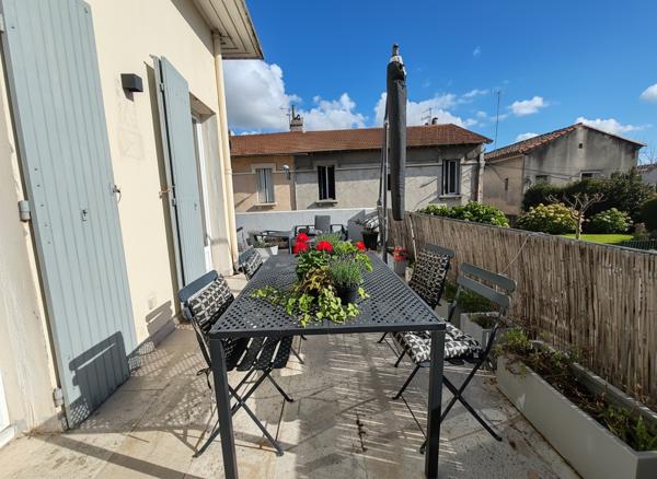 Arles (13200) Lumineuse Maison type loft